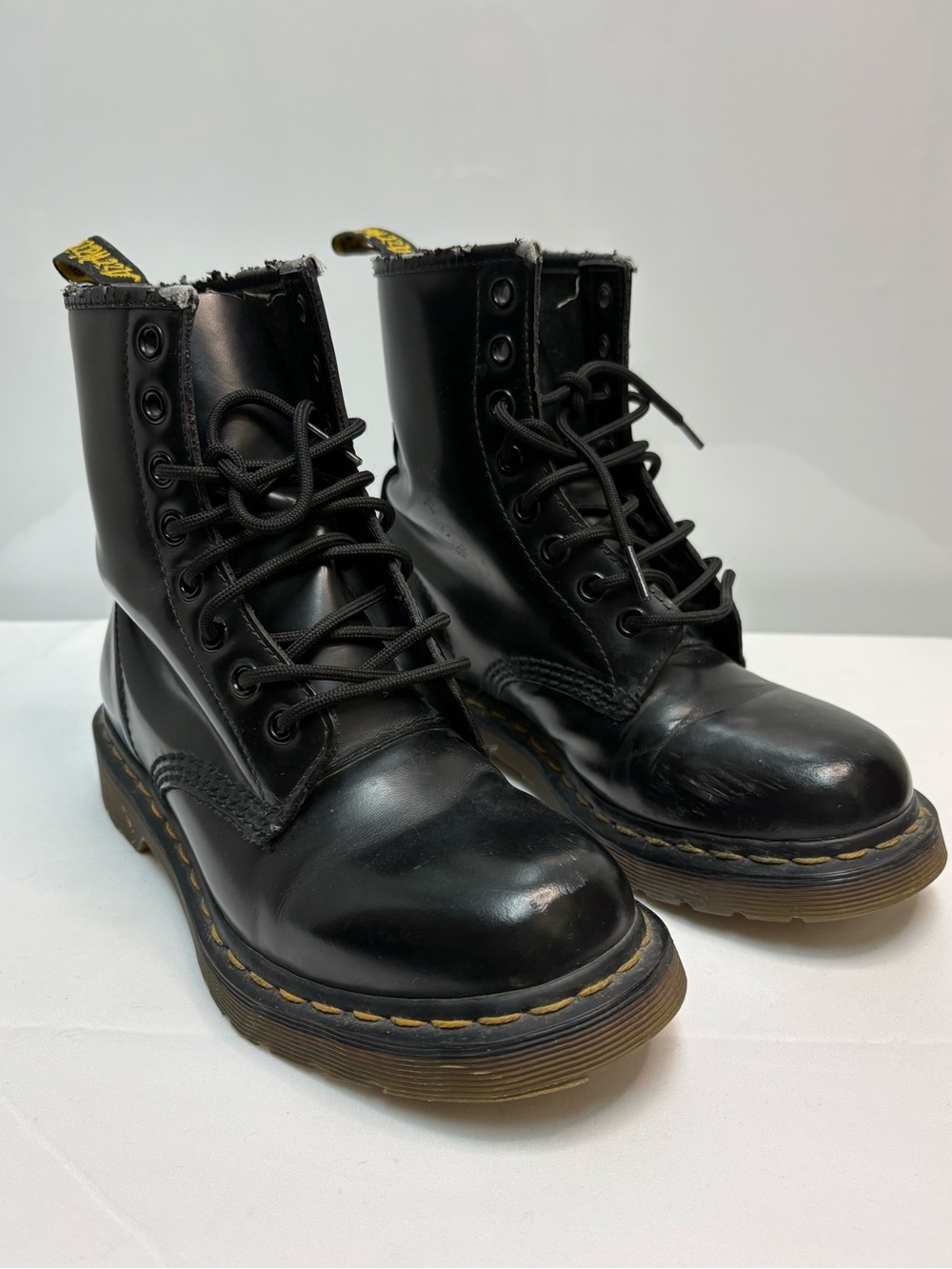 Dr. Martens 1460 Black Smooth Leather 8-Eye Combat Boots Women’s US 6 EU 37